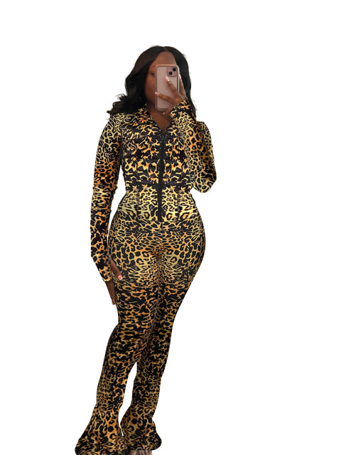 sports and leisure women's clothing, sexy tight-fitting long-sleeved micro-speaker two-piece set m301817