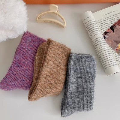 Xiao Xiangfeng Solid Color Wool Socks Women's Long Socks Instagram Trendy Pure Cotton Autumn and Winter Thickened and Warm Cashmere Retro Mid length Socks m1915010470