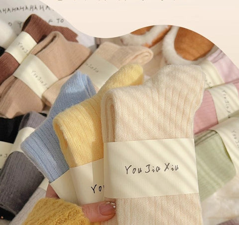 Solid color vertical plush socks, children's mid length socks, autumn and winter plush and thickened warmth, Japanese style plush socks, winter long socks, m1915010473
